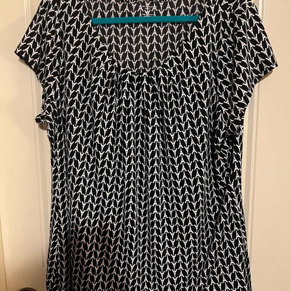 Worthington Black Cap Sleeve Blouse Relaxed Fit